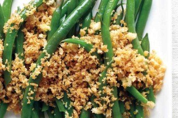 Green Beans with Bread Crumbs